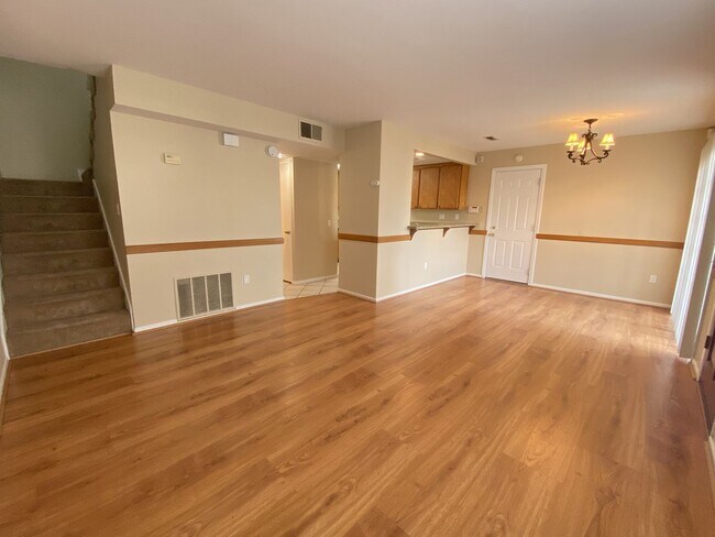 Photo - Spacious Townhome in Santee!
