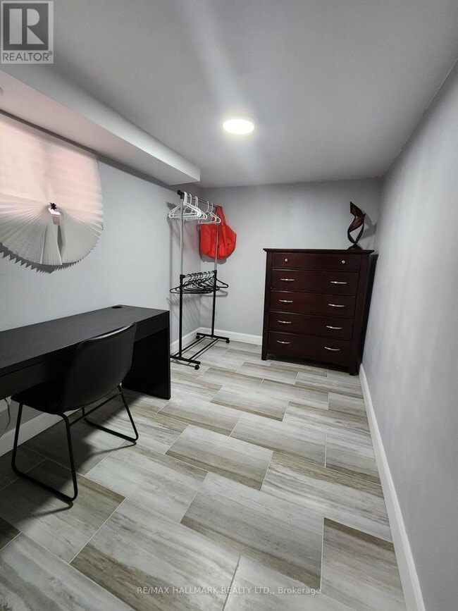 Photo - 132 Grace St