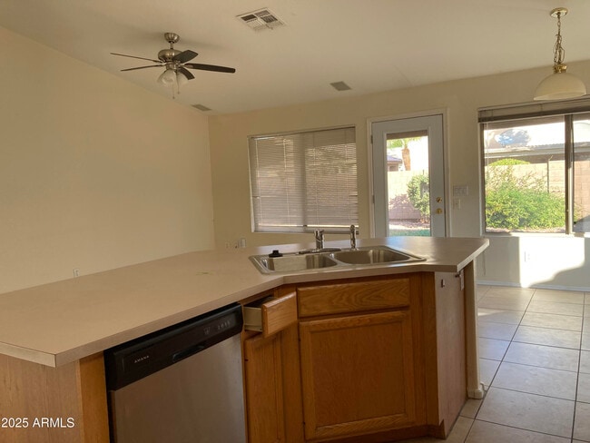 Photo - 436 W Bolero Dr