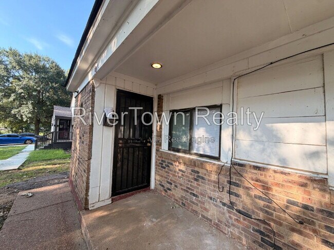 907 Pope St