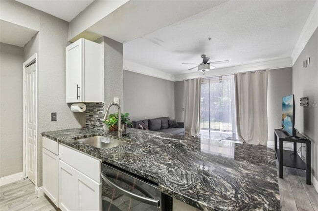 Photo - 17104 Carrington Park Dr Unit 514