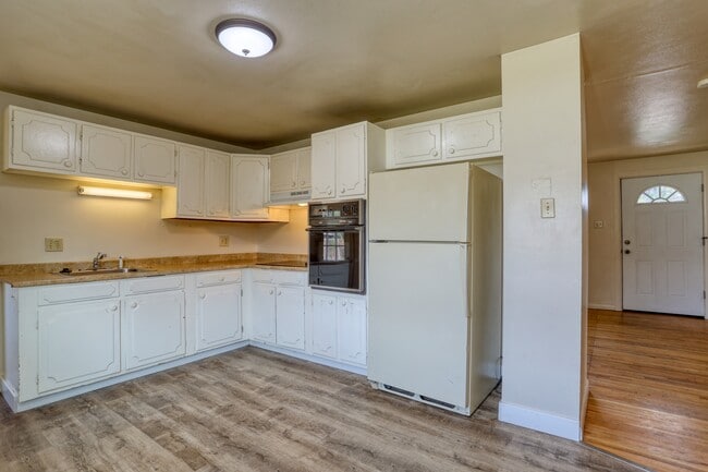 Photo - 16311 W 14th Ave