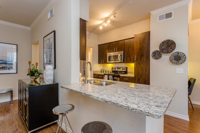 Photo - Where Comfort Meets Style… Unit 79G