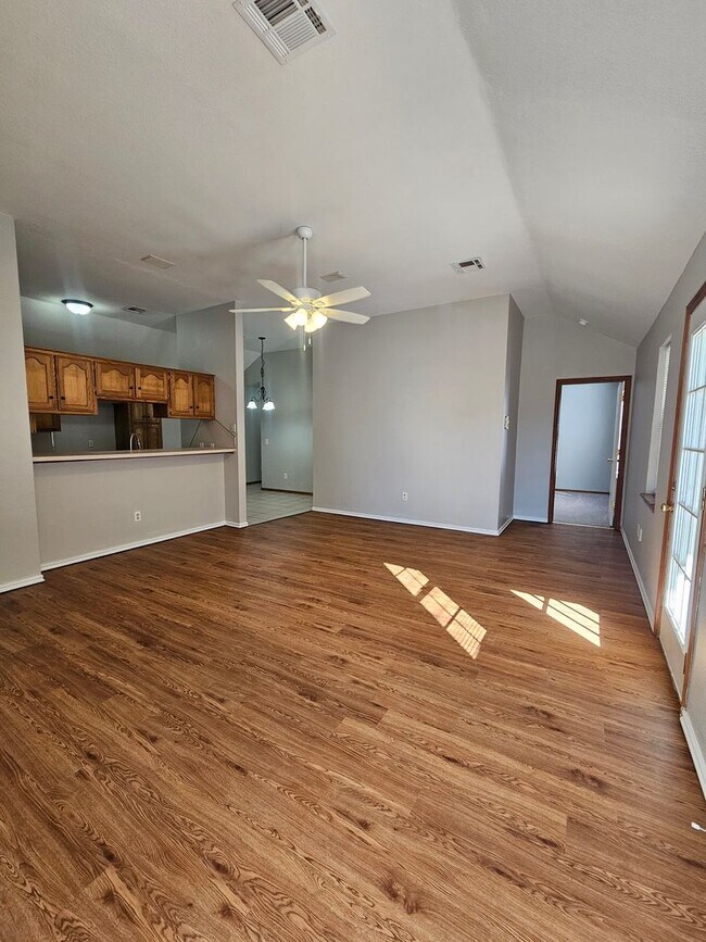 Photo - (3) Bed/(2) Bath in Moore Avail NOW!