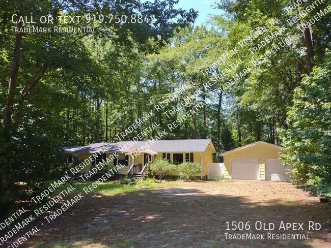 Building Photo - 1506 Old Apex Rd Rental