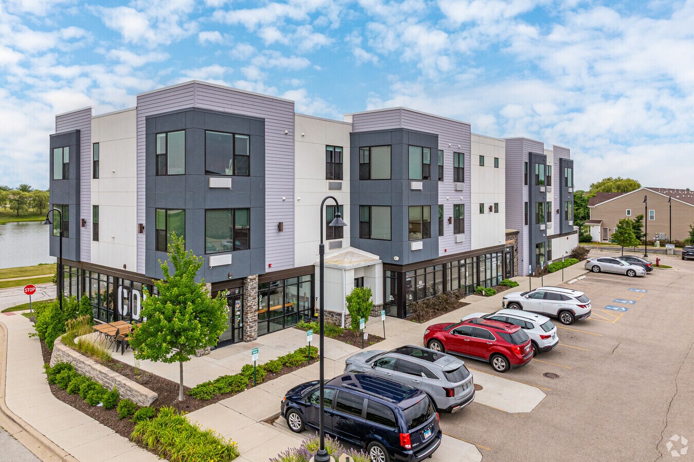 Alternate Image - Randall Crossings Promenade