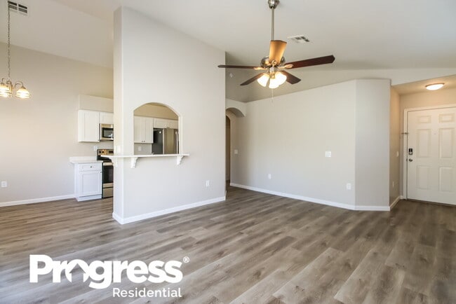 Photo - 341 N Fresno St