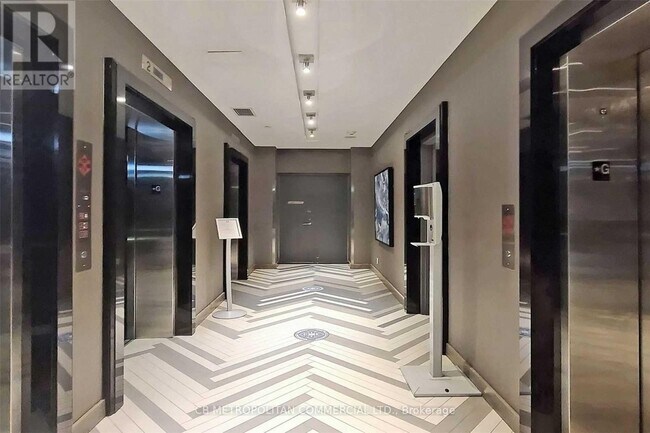 Photo - 65 St Mary St Unit 703