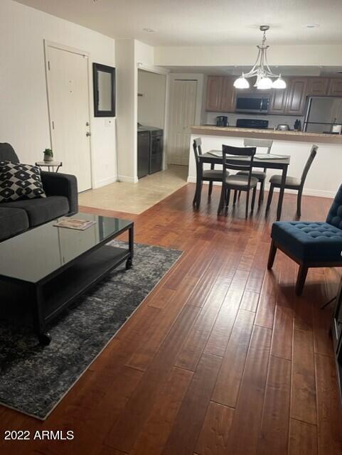 Photo - 1920 W Lindner Ave