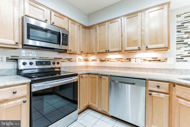 Photo - 2907 S Woodstock St