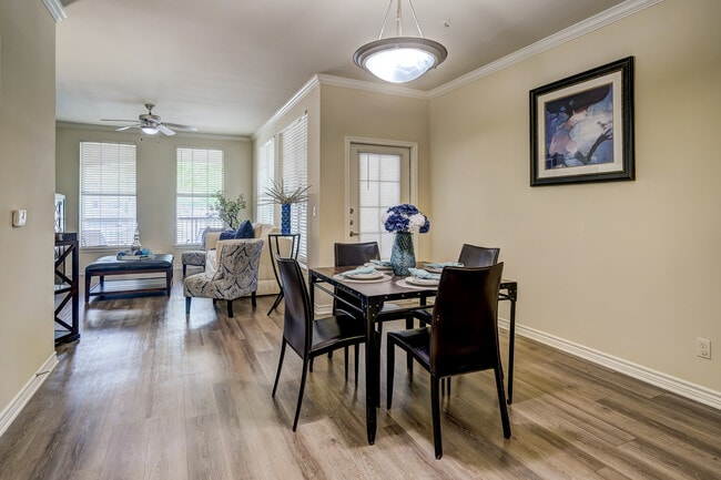 Photo - Paramount at Cedar Lodge