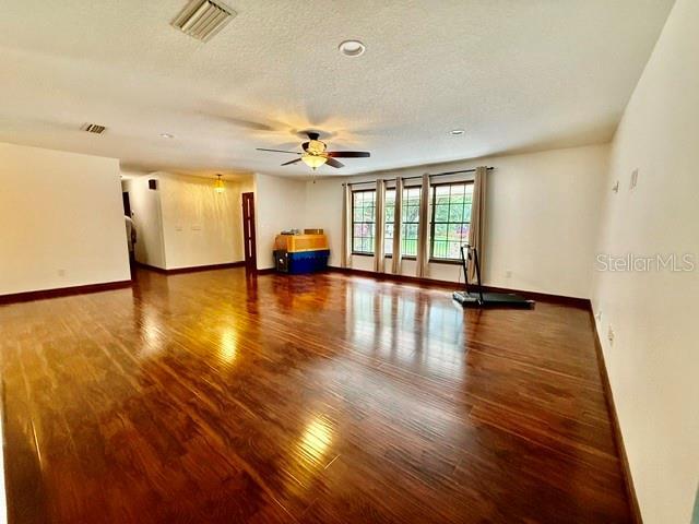 Photo - 543 Princewood Dr