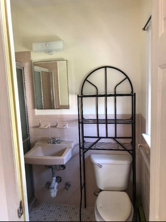 Photo - 45-33 160th St