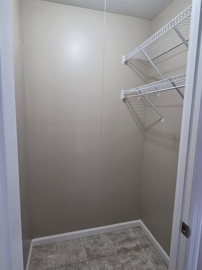 Photo - 5526 Humbert Rd