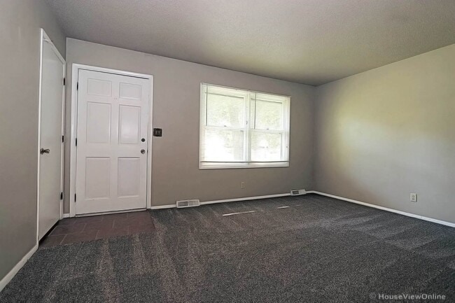 Photo - House Close To Campus