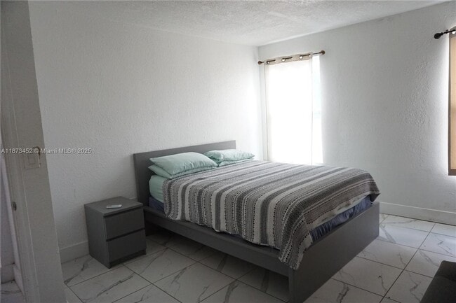 Photo - 1652 Madison St Unit 7