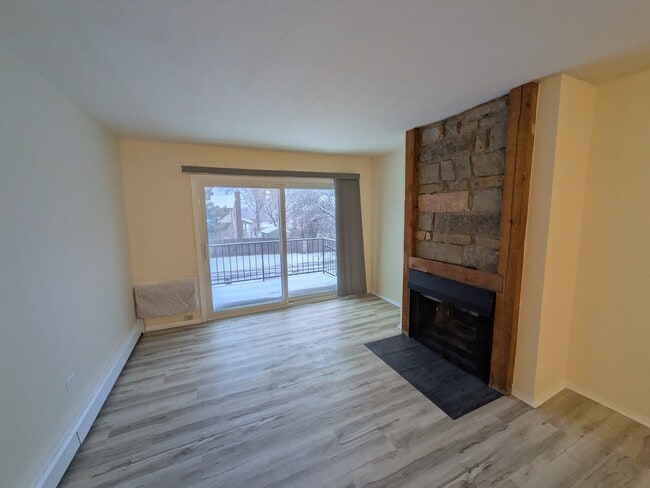 Photo - Cozy 1BR Apartment in the heart of Buffalo Grove – Heat Included | Unfurnished Unit 205