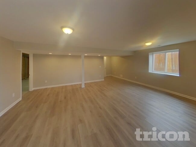 Photo - 4653 Brylie Way