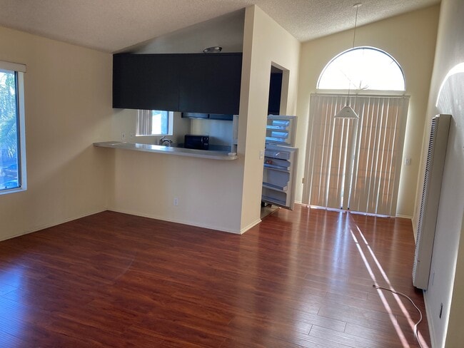 Photo - 1020 Redondo Ave