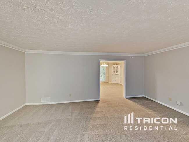 Photo - 1720 Ridgefield Dr