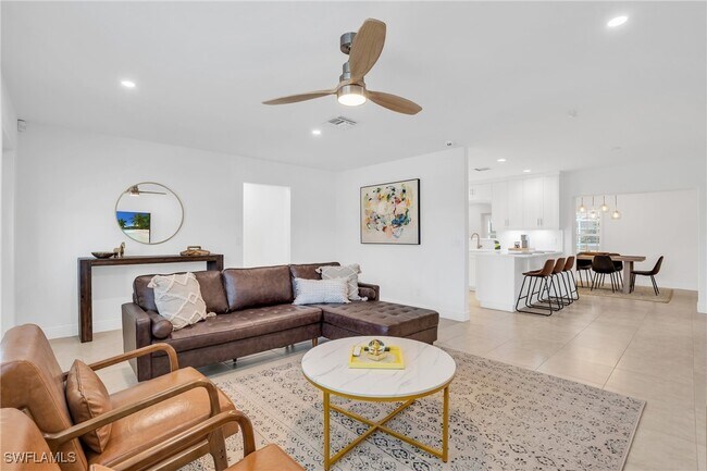 Photo - 226 Willowick Dr