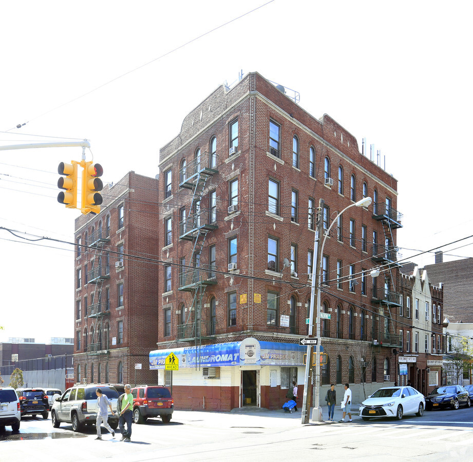 Primary Photo - Peony Village Apartments