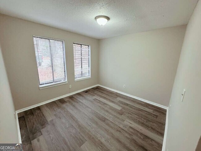 Photo - 2525 Terrace Trail