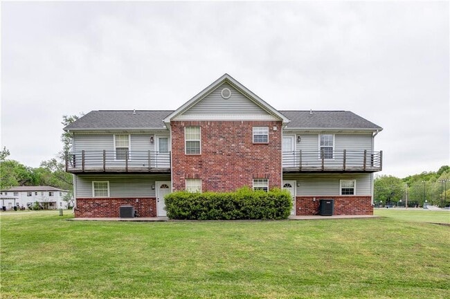 Photo - 806 W Tahlequah St Apartment Unit B