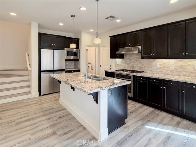 Photo - 408 Tapia Ln