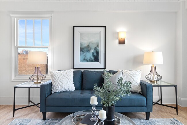 Ninety Three Apartments - Ninety Three Apartments