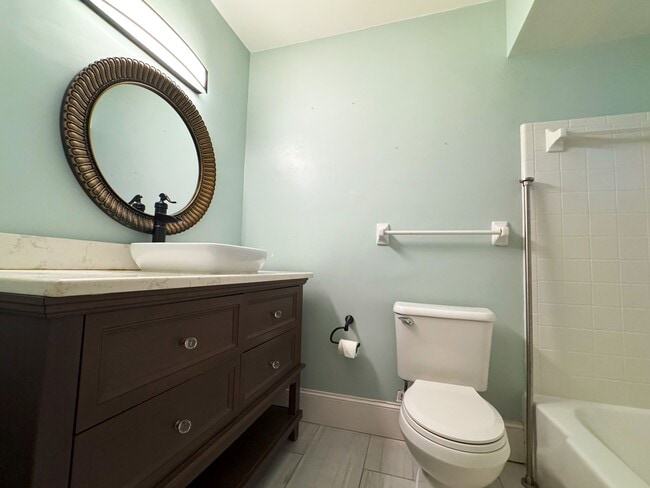 Photo - 1196 Angle Rd