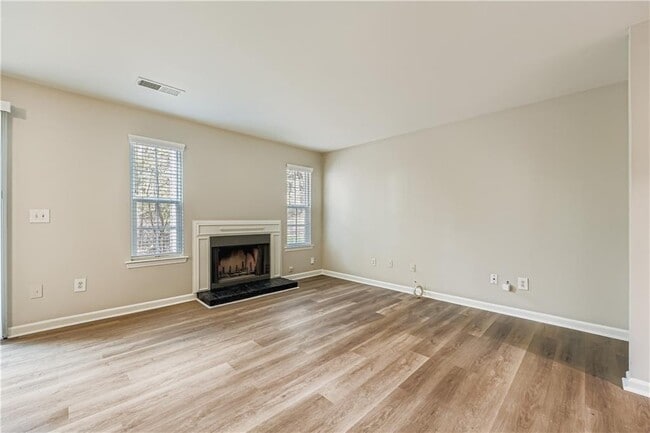 Photo - 1699 Cedar Bluff Way