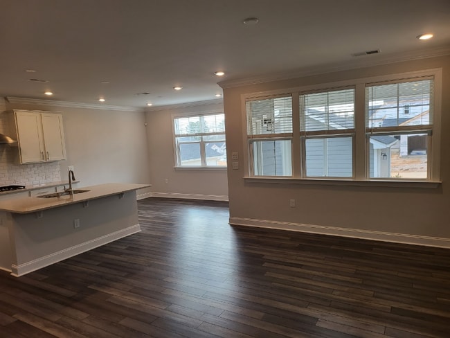 Photo - 761 Cormiche Ln