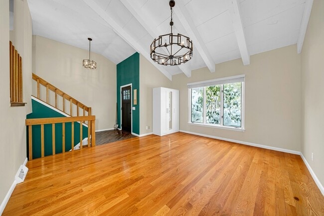 Building Photo - 2 Foxfire Dr