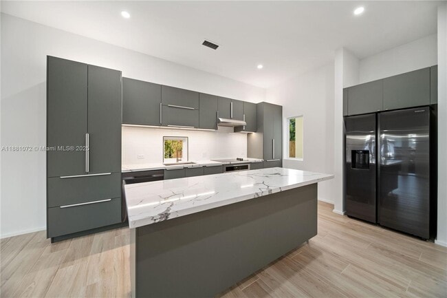 Photo - 3437 NW 9th Ct Unit 3437