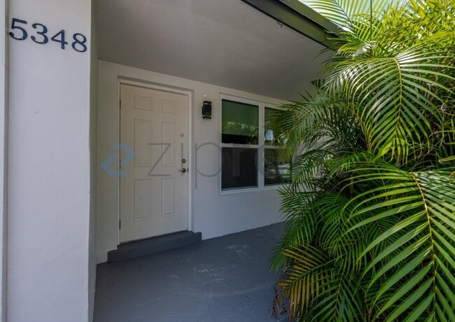 Photo - Unit B (Main House)