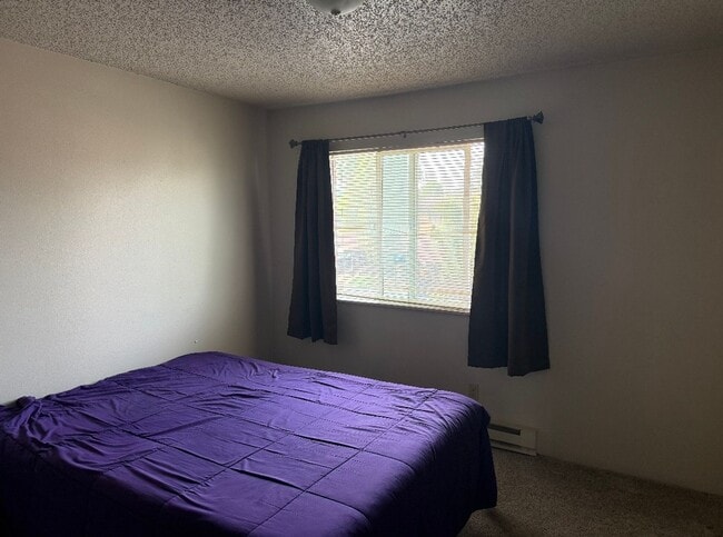 Photo - 129 Hawthorn Ave Unidad #11 (HC-586)