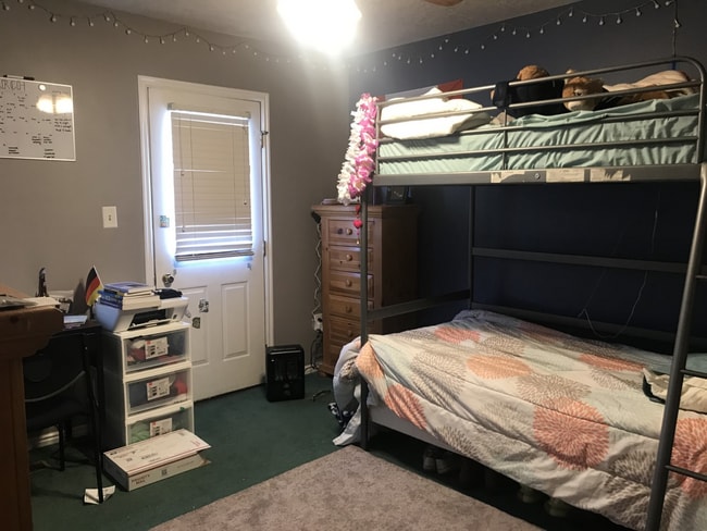 Photo - 695 N 100 W St