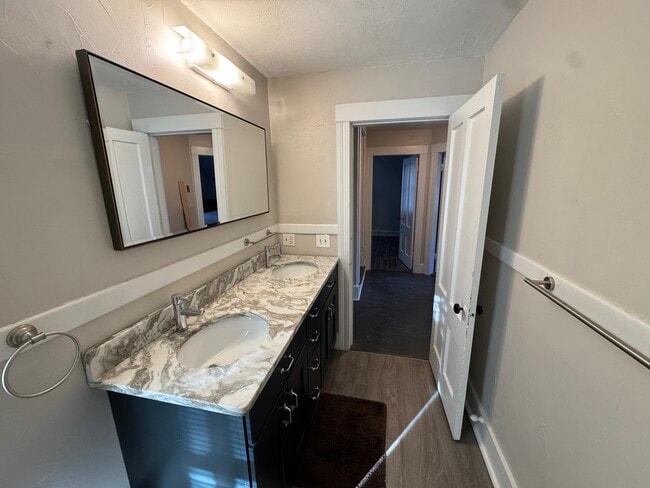 Photo - 258 Main St Unidad 258 Main Street