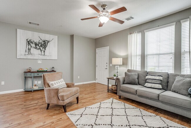 Photo - Station at Cottonwood Creek