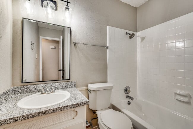 Photo - Newly Renovated 3 Bedroom Duplex!