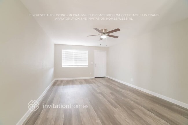 Photo - 2464 E Billings St