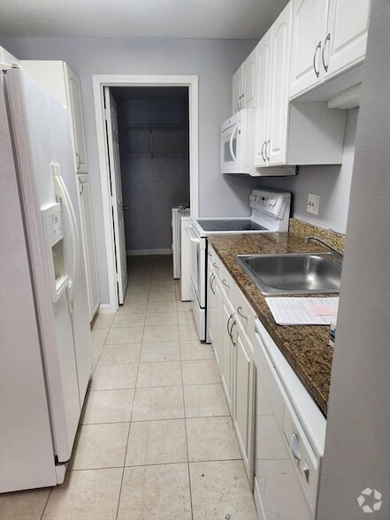 Building Photo - 1195 Grafton St Unit 2 Rental