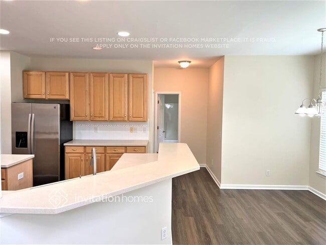 Photo - 212 Alnwick Ln