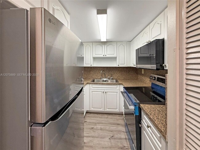 Photo - 995 SW 84th Ave Unit 309