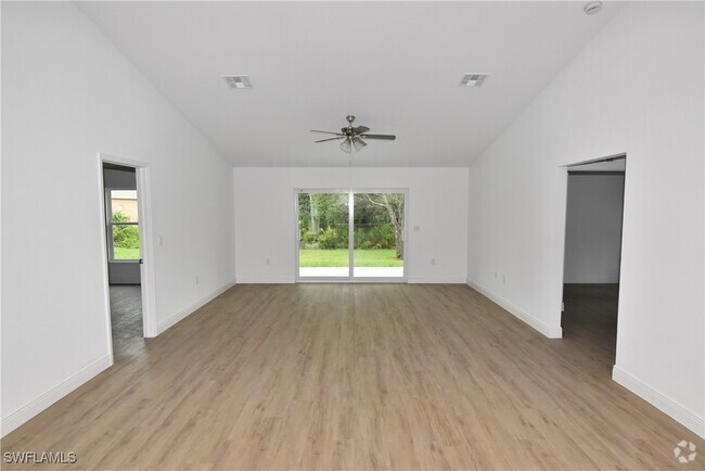 Building Photo - 5289 Caputo Ave Rental