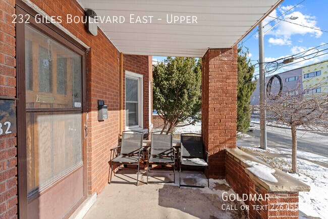 Photo - Updated 3bdrm upper unit in central location Unit Upper