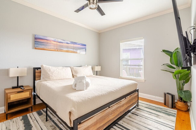 Photo - 818 Johnson Crawford Cir Unidad ID1223257P