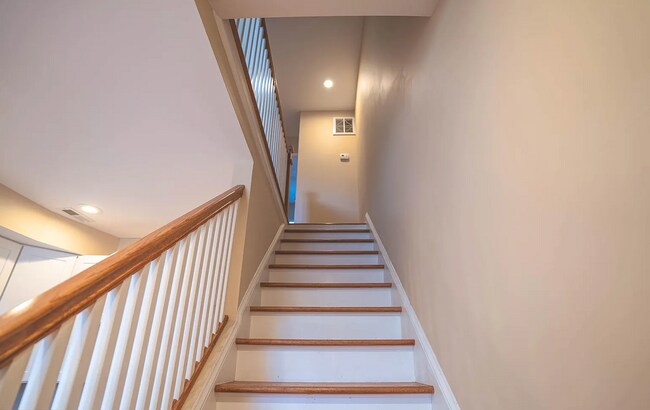 Photo - 1916 West Virginia Ave NE