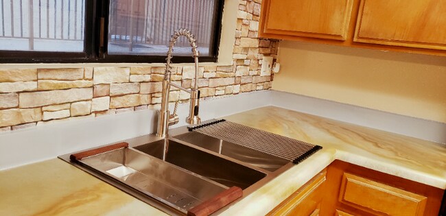 Photo - 514 Coronado Ave Unit #B